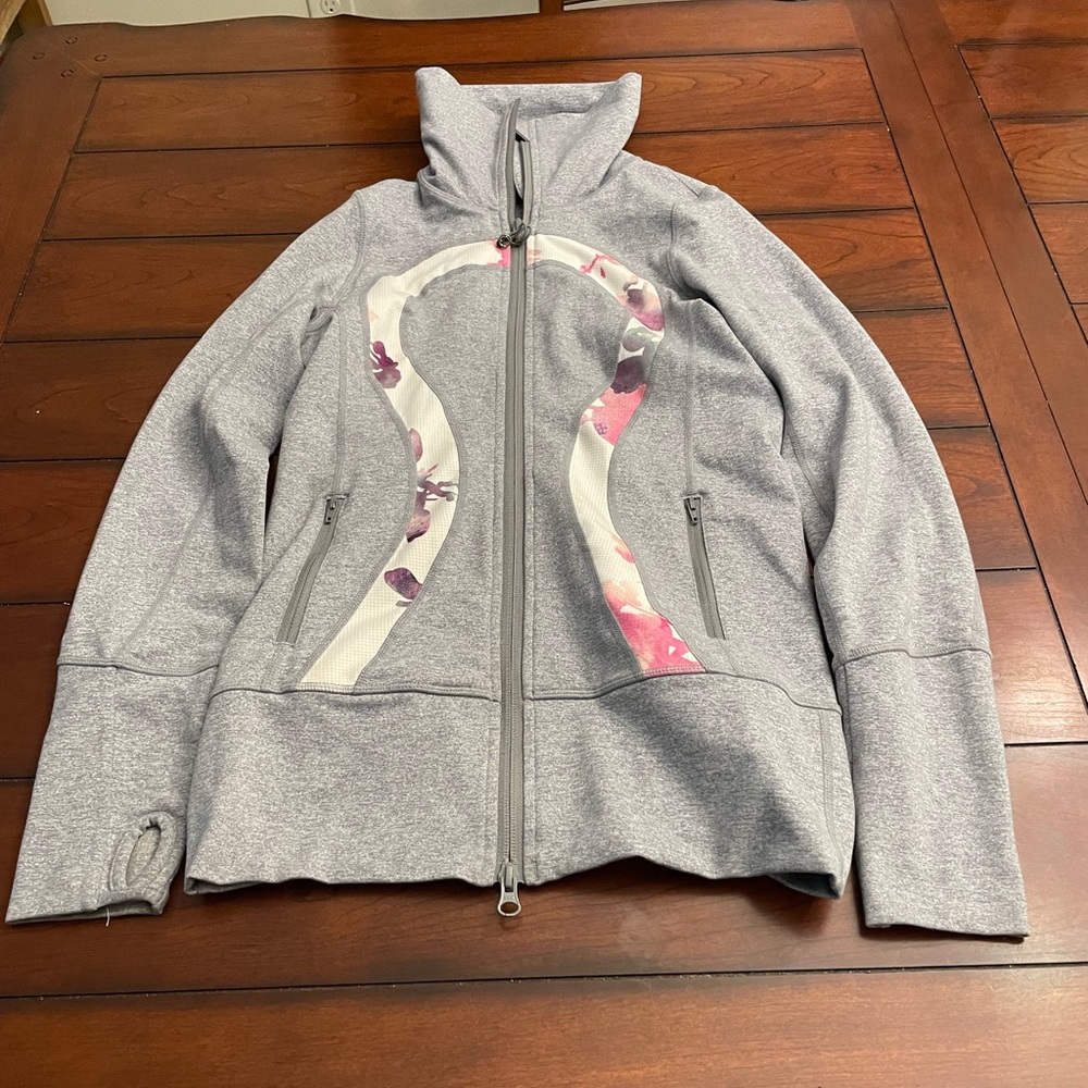 Lululemon Floral Detail Stride Jacket